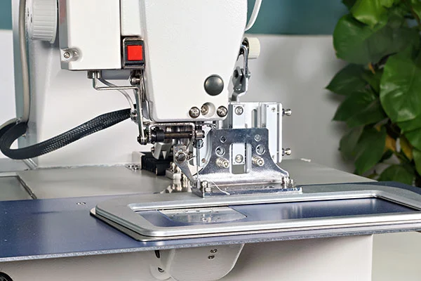 Mechanical Sewing Machine